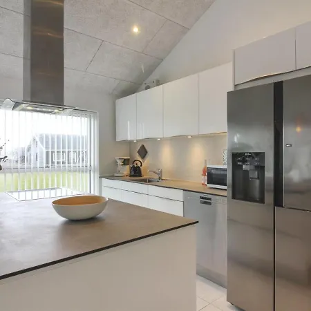 Dwerg - 1-5km From The Sea In Nw Jutland By Interhome *