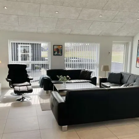 Dwerg - 1-5km From The Sea In Nw Jutland By Interhome Lokken