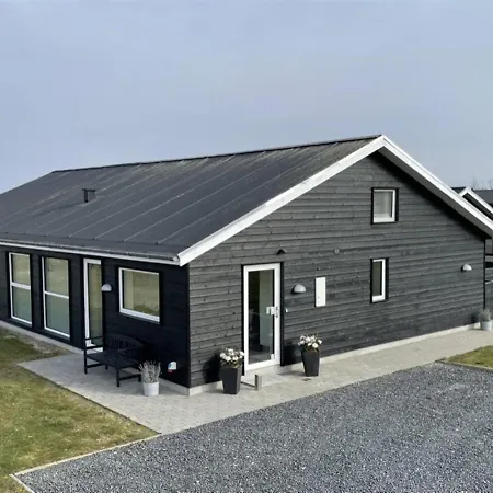 Dwerg - 1-5km From The Sea In Nw Jutland By Interhome Holiday home *