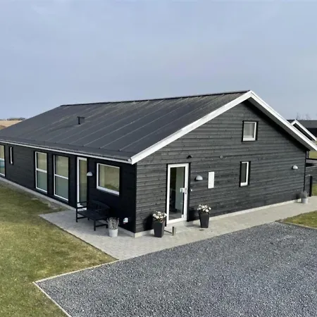 Holiday home Dwerg - 1-5km From The Sea In Nw Jutland By Interhome