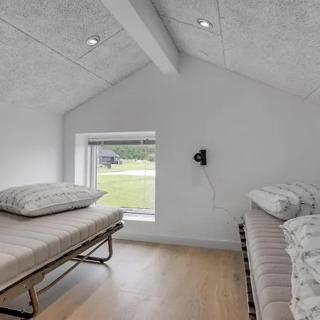 Dwerg - 1-5km From The Sea In Nw Jutland By Interhome 度假居 *