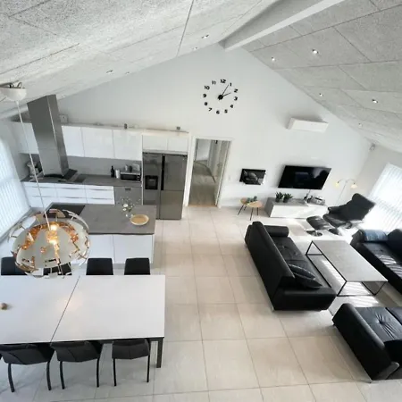 Dwerg - 1-5km From The Sea In Nw Jutland By Interhome Holiday home *