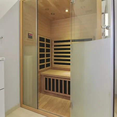 Dwerg - 1-5km From The Sea By Interhome