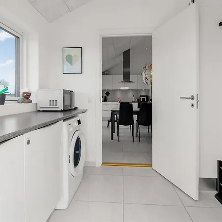 בית נופש Dwerg - 1-5km From The Sea By Interhome